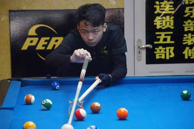 2米门将&“6国元帅”：两名法国球员随阿森纳U16夺冠