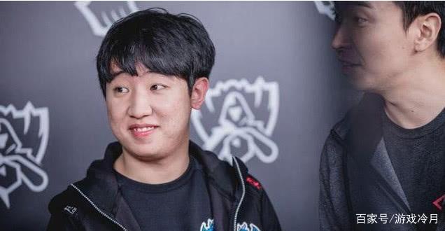 11球，巴萨是欧冠改制以来打入乌龙球最多的球队