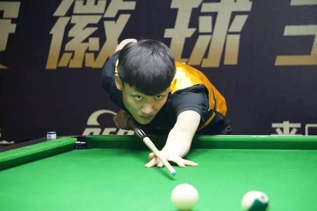 C罗晒与特朗普合照：感谢总统先生的邀请和热情欢迎