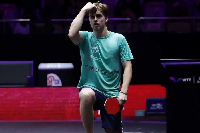 来巨大的不 来巨大的不